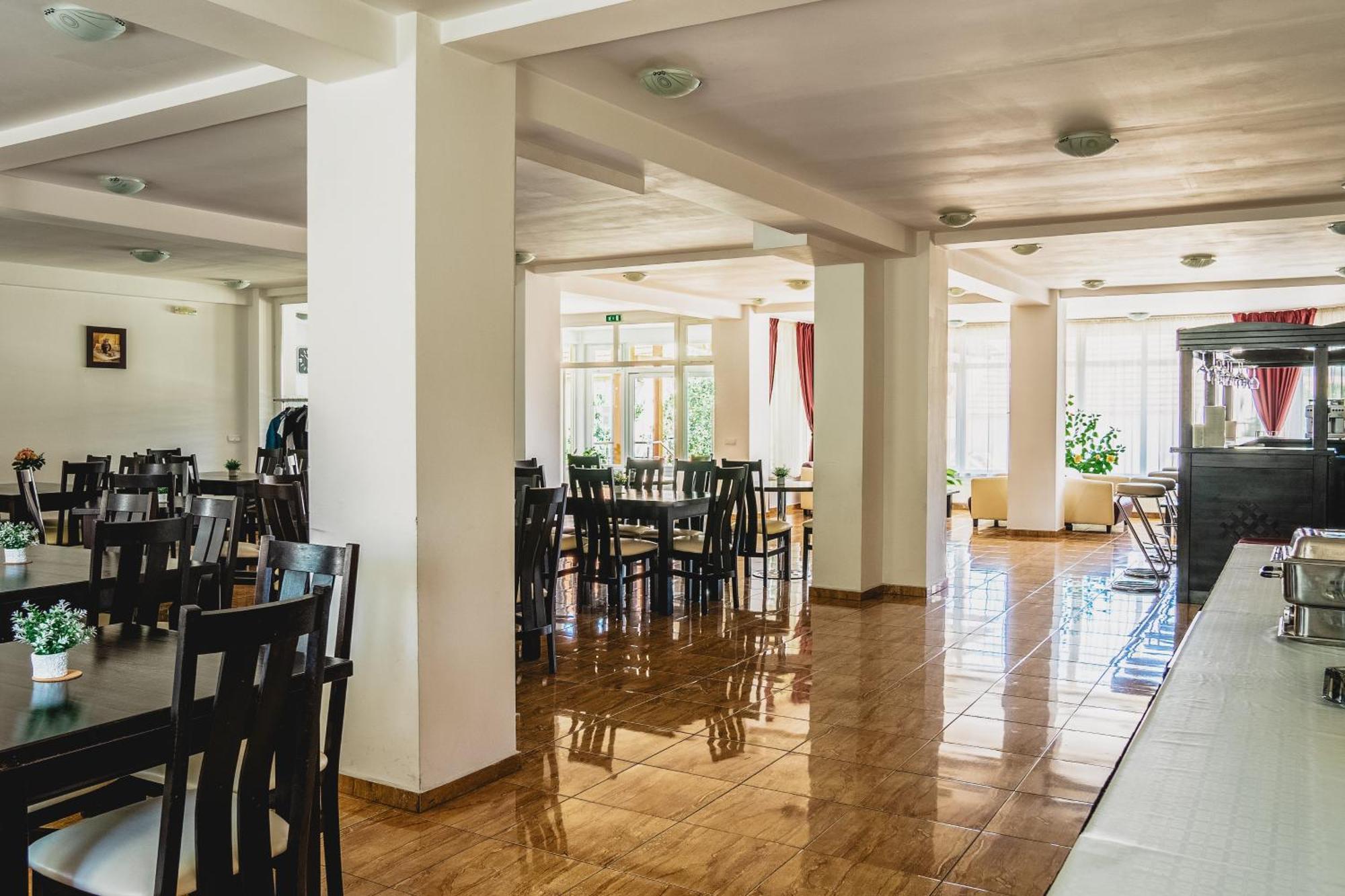 Hotel Eden Sibiu Exterior photo
