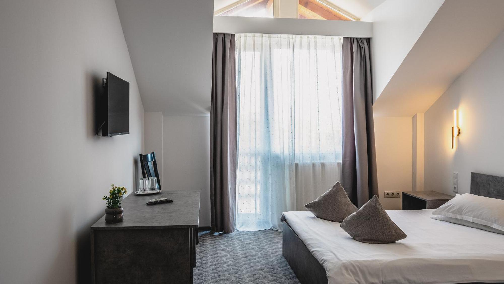Hotel Eden Sibiu Exterior photo